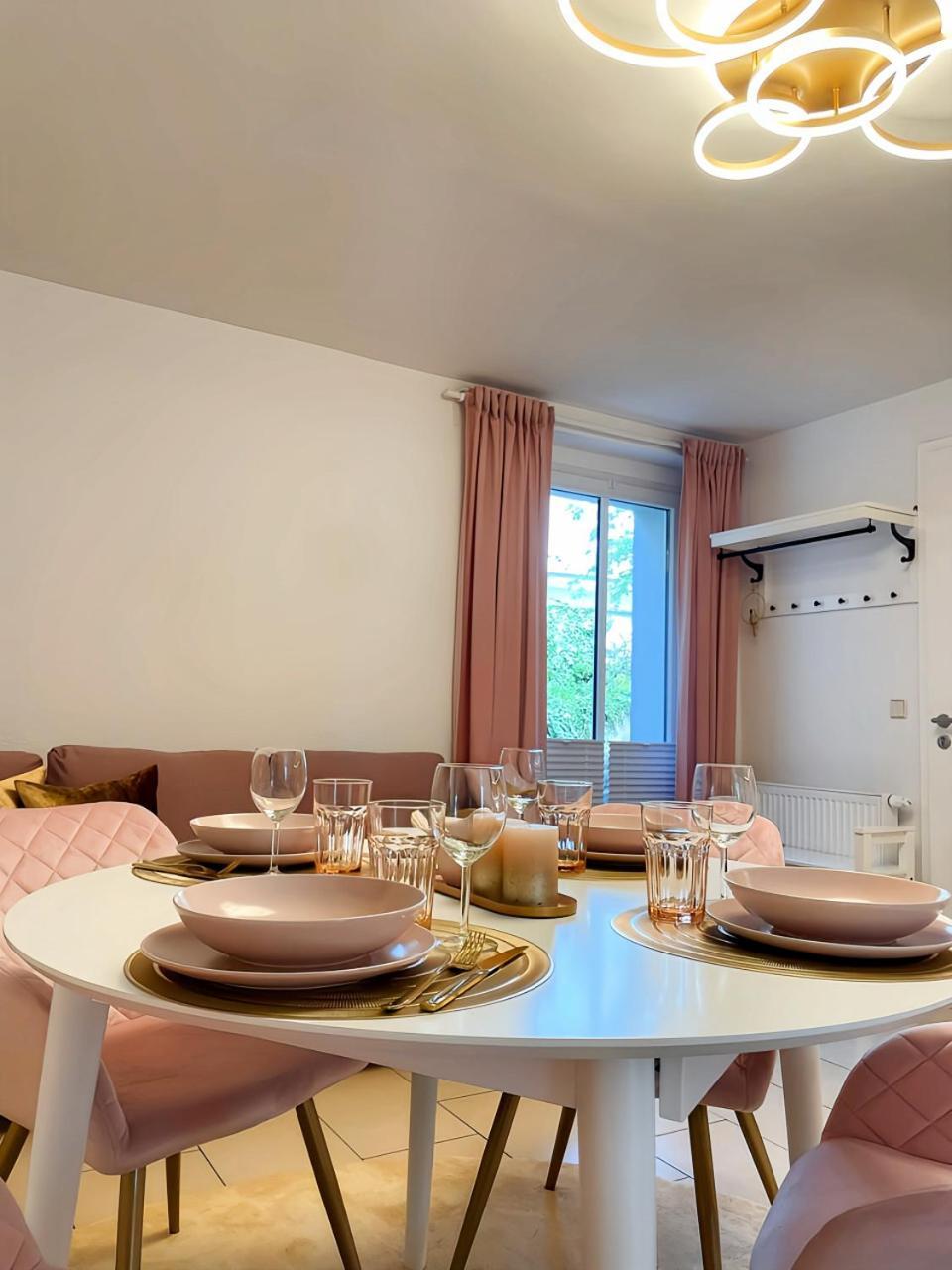 Schoene Ferienwohnung Mit Grossem Garten Und Terrasse, #3 Зенфтенберг Екстериор снимка